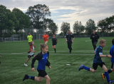 Laatste training S.K.N.W.K. JO10-1 (partijtje tegen de ouders) van woensdag 22 mei 2024 (9/133)